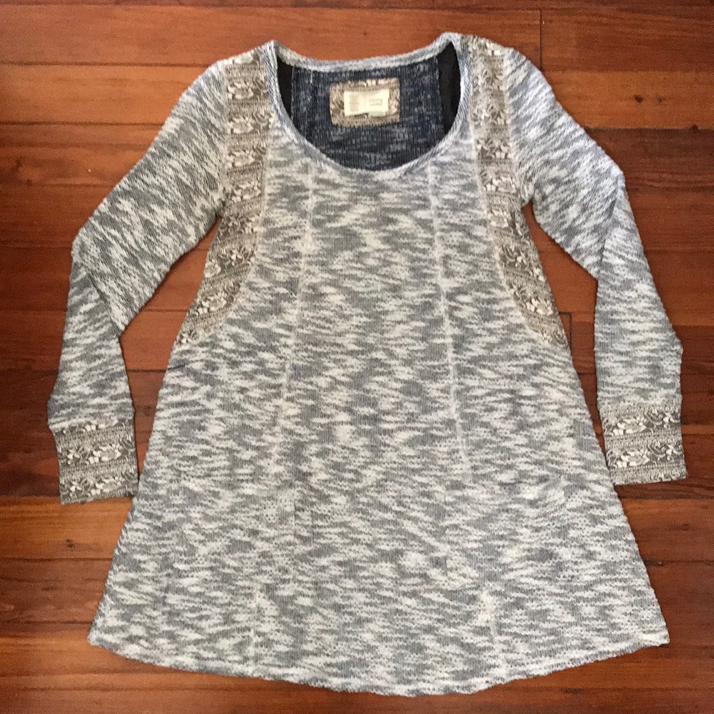 Anthropologie swing lounge sweater